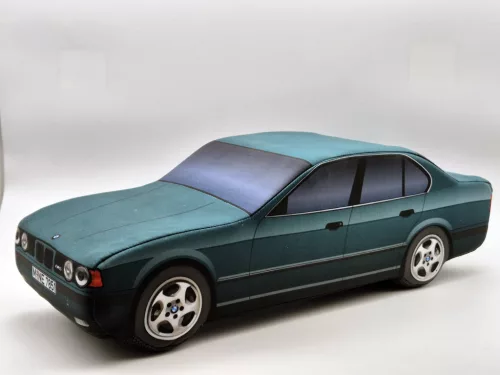 BMW E34 M5 sedan plush car - green