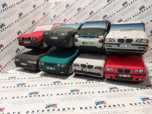 BMW E34 M5 sedan plush car - green