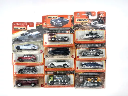 Cat in the bag - Matchbox toy car 1:64