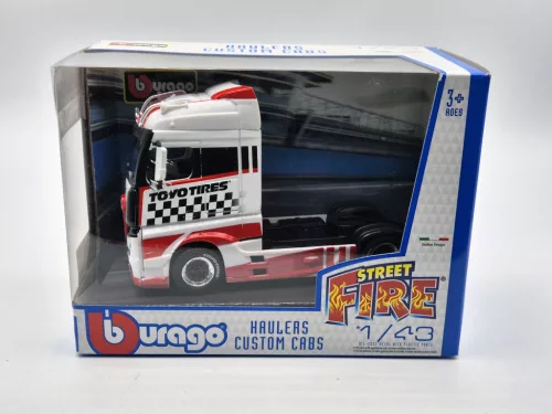 Mercedes-Benz Actros Gigaspace 4x2 truck (white) - Bburago - 1:43