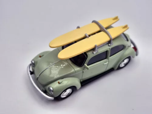 Volkswagen VW Beetle bug with surfboard (1973) - Norev - 1:43