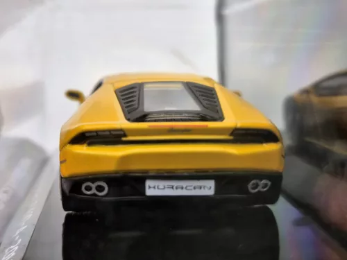 Lamborghini Huracan (2014) - Newsstand - 1:43