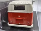 Volkswagen VW T1 transporter (1965) - Newsstand - 1:24