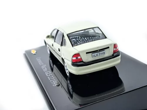 Opel / Chevrolet Vectra GLS (1998) - Newsstand - 1:43