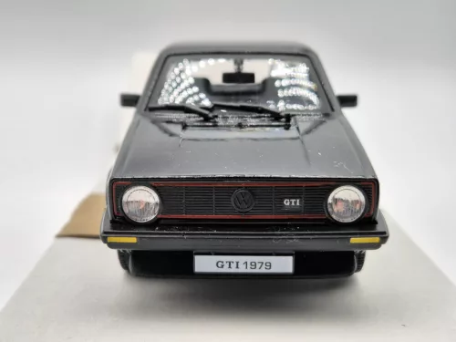 Volkswagen VW Golf I GTI (1976) - Bburago- 1:24 - black