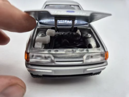 Ford Scorpio (1989) - Schabak - 1:25 1/25 model car - defective