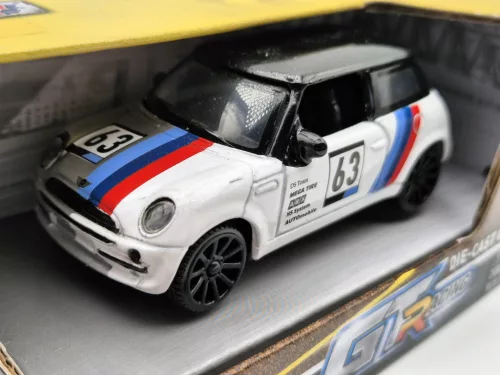 Mini Cooper race car (2005) - Motormax - 1:43