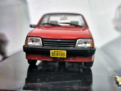 Opel / Chevrolet Monza sedan (1985) - Newsstand - 1:43