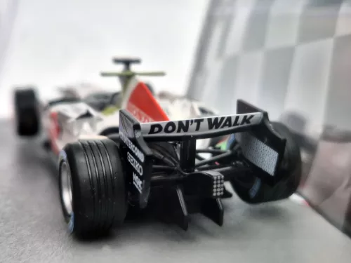 BAR F1 RA106 Honda #12 (2006) - Jenson Button - Newsstand - 1:43