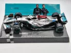 Mercedes - AMG Petronas F1 W13E #63 (2022) - George Russell - Bburago - 1:43