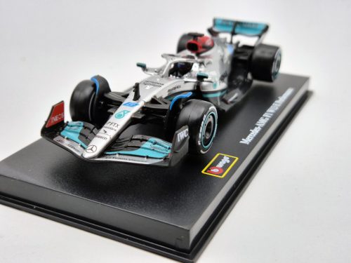 Mercedes - AMG Petronas F1 W13E #63 (2022) - George Russell - WITH DRIVER - Bburago - 1:43
