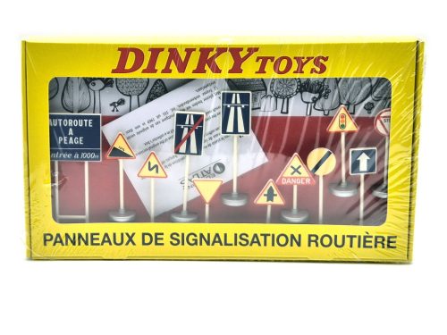 12-piece road sign set - 1:43