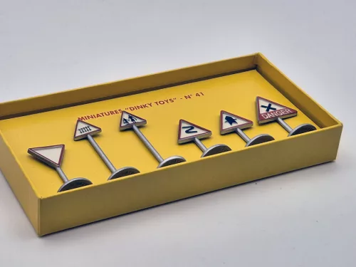 6-piece road sign set - 1:43