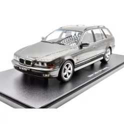 BMW E39 540i touring (1997) - gray - KK Scale - 1:18