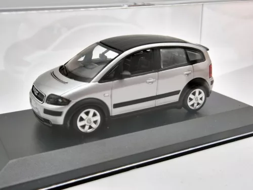 Audi A2 (2000) - silver - Maxichamps - 1:43