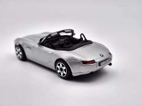 BMW Z8 convertible (2008) - Bburago - 1:43