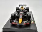 Red Bull F1 RB18 Team Oracle #1 (2022) - Max Verstappen - WITH DRIVER - Bburago - 1:43