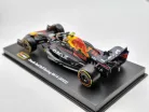 Red Bull F1 RB18 Team Oracle #11 (2022) - Sergio Perez - WITH DRIVER - Bburago - 1:43
