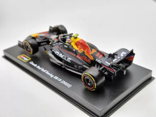 Red Bull F1 RB18 Team Oracle #11 (2022) - Sergio Perez - WITH DRIVER - Bburago - 1:43