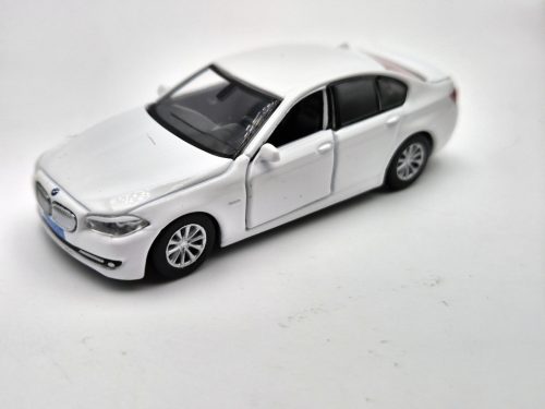 BMW F10 - white - Tiny Toys - 1:64