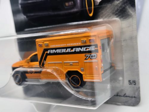 Matchbox 70 Years Special Edition - 5/5 - RAM Ambulance (2019) - Matchbox - 1:64