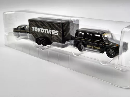 Mercedes Benz G-wagon and BMW E30 M3 set - Maisto - 1:64