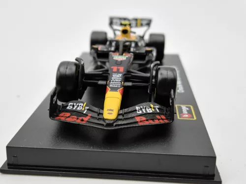 Red Bull RB19 Team Oracle F1 #11 (2023) - Sergio Perez - WITH DRIVER - Bburago - 1:43