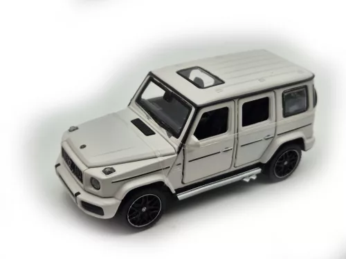 Mercedes Benz AMG G63 - white - Rastar - 1:32