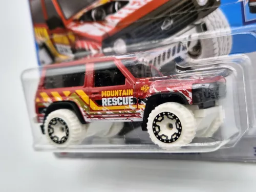 HW First Response - 2024 34/250 - Nissan Patrol Custom - Hot Wheels - 1:64