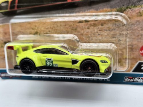 Hot Wheels Premium - Race Day - Aston Martin Vantage GTE - Hot Wheels - 1:64