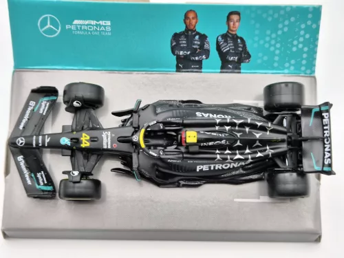 Mercedes-AMG Petronas Team W14 F1 #44 (2023) - Lewis Hamilton - BBurago - 1:43