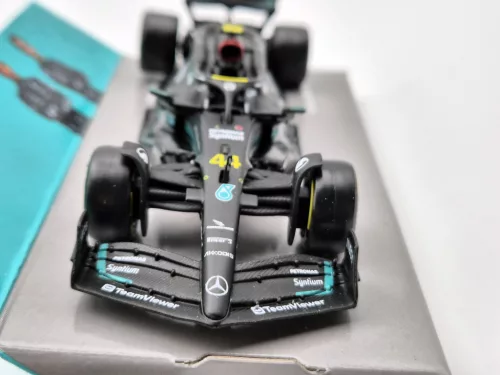 Mercedes-AMG Petronas Team W14 F1 #44 (2023) - Lewis Hamilton - BBurago - 1:43