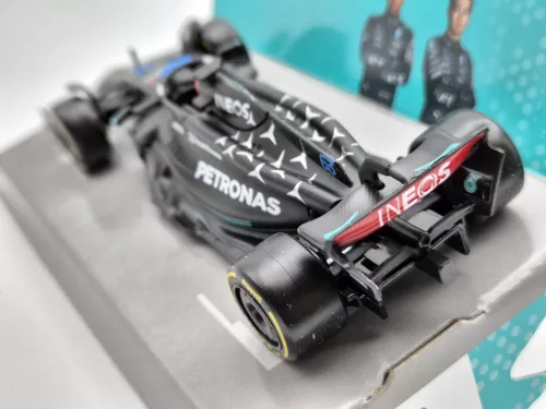 Mercedes-AMG Petronas Team W14 F1 #63 (2023) - George Russell - BBurago - 1:43