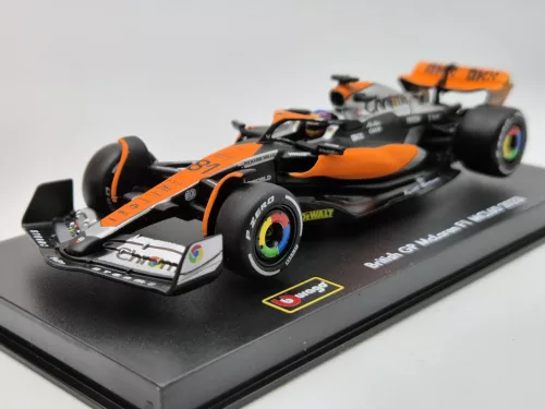 McLaren MCL60 F1 #81 (2023) - British GP 4th - Oscar Piastri - WITH DRIVER - BBurago - 1:43