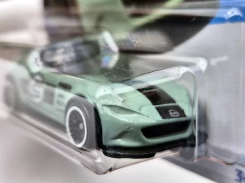 Hot Wheels J-Imports 3/10 - 2024 69/250 - '15 Mazda MX-5 Miata - Hot Wheels - 1:64