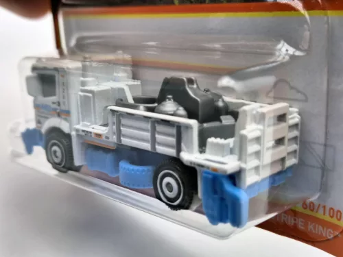 Road Stripe King - 2021 60/100 - blister pack - Matchbox - 1:64
