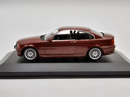 BMW E46 328ci coupe (1999) - burgundy - Maxichamps - 1:43