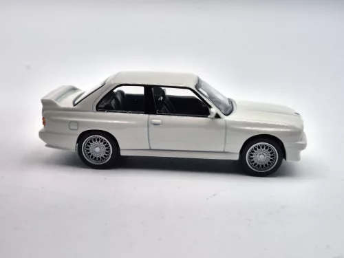 BMW E30 M3 (1986) - white - Norev - 1:43