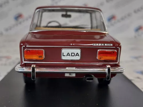 Lada 1500 (1977) - 2103 - WhiteBox - 1:24