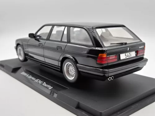BMW E34 540i Touring - MCG - 1:18 1/18 model car model car