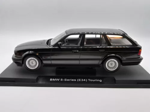 BMW E34 540i Touring - MCG - 1:18 1/18 model car model car