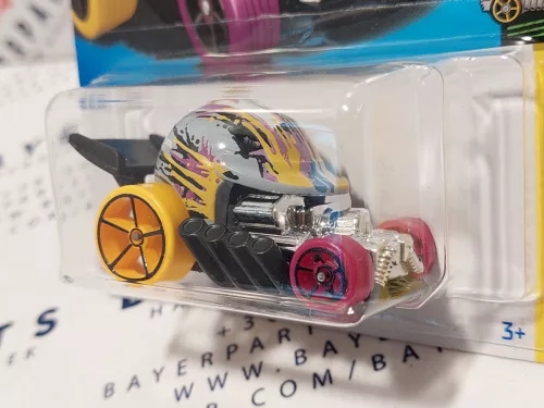 Hot Wheels Head Gasket - HW Art Cars 7/10 - 184/250 - long card