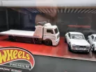 Nissan Skyline diorama set #14 - Skyline 2000 GT-R, Skyline C210, Skyline HT 2000 GT-X, Nissan transport vehicle
