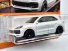 Porsche Cayenne Turbo - 27/100 - blister pack - Matchbox - 1:64