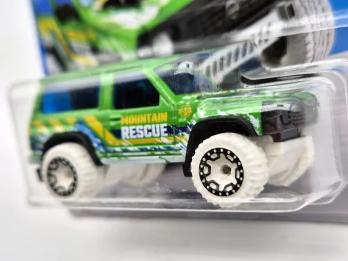 Hot Wheels Nissan Patrol Custom - HW First Response 5/10 - 34/250 - Hot Wheels - 1:64