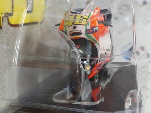 MotoGP - Ducati Desmosedici GP12 #46 (2012) motorcycle - Valentino Rossi - Newsstand - 1:18