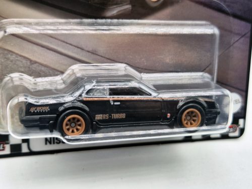 Hot Wheels Premium - Boulevard - Nissan Skyline RS (KDR30) - Hot Wheels - 1:64