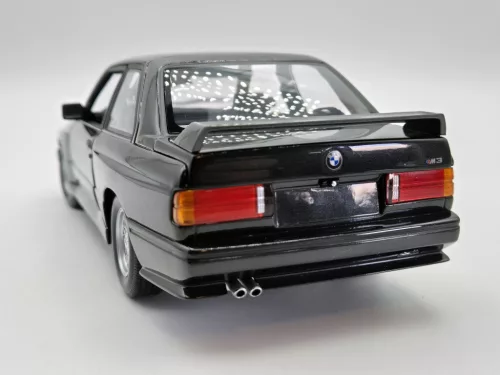 BMW E30 M3 - Minichamps - 1:18 - used