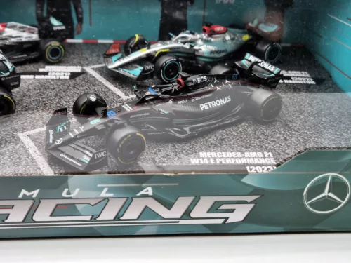 Mercedes GP F1 set - 2023 W14 Lewis Hamilton - 2023 W14 George Russell - 2022 W13 Lewis Hamilton - 2021 W12 Lewis Hamilton - Bburago - 1:43