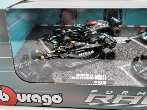 Mercedes GP F1 set - 2023 W14 Lewis Hamilton - 2023 W14 George Russell - 2022 W13 Lewis Hamilton - 2021 W12 Lewis Hamilton - Bburago - 1:43